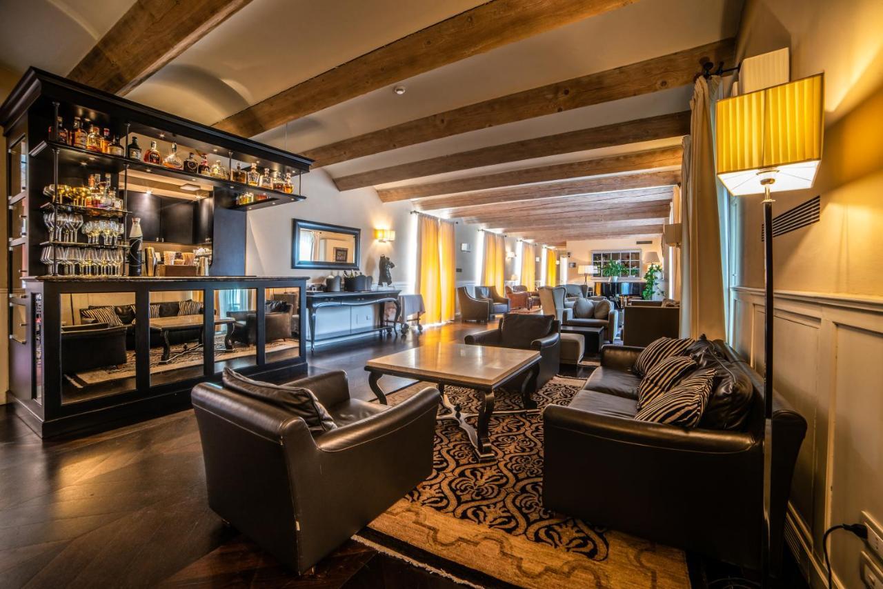 Relais Villa D'Amelia Benevello Zewnętrze zdjęcie