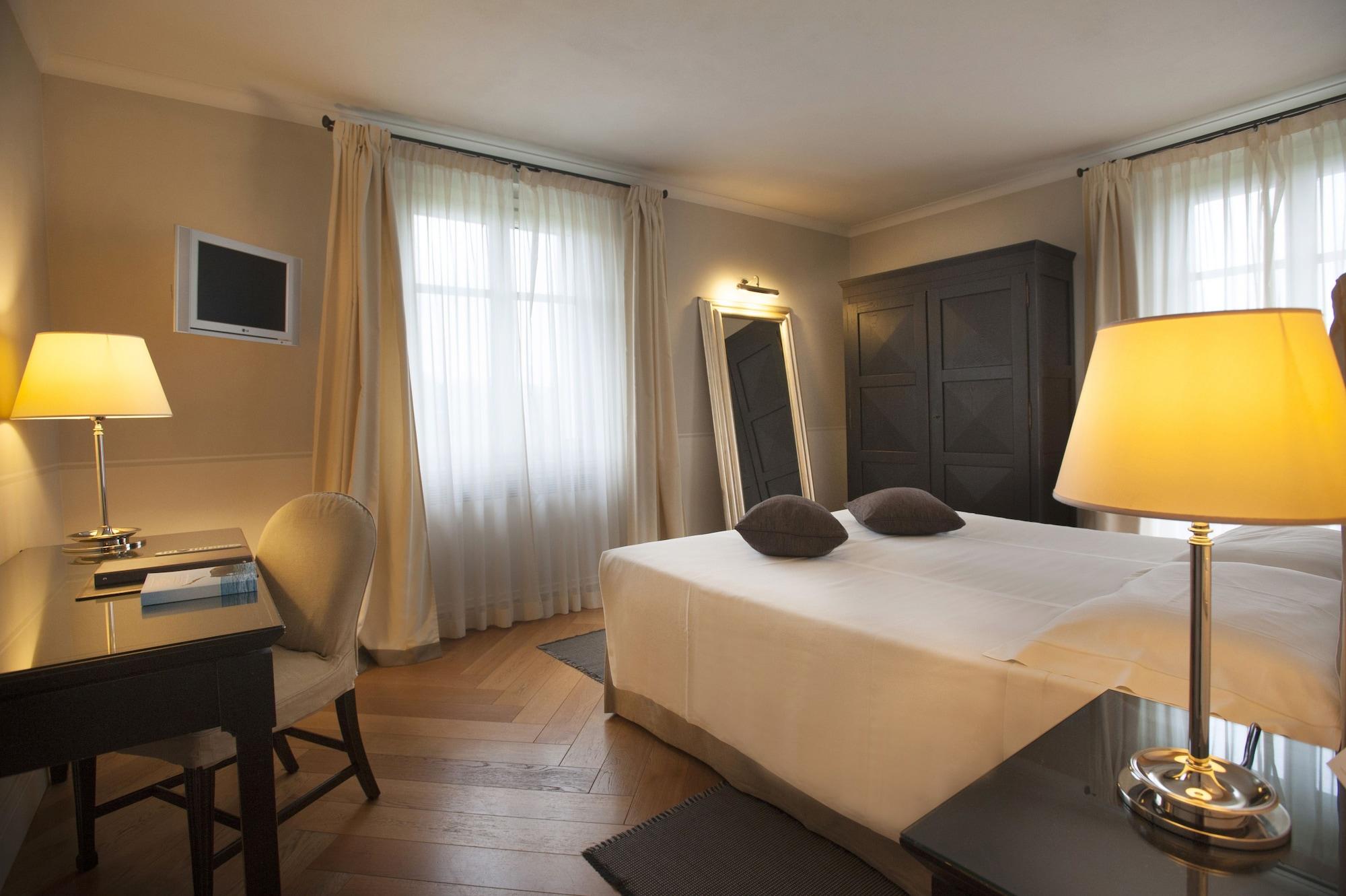 Relais Villa D'Amelia Benevello Zewnętrze zdjęcie
