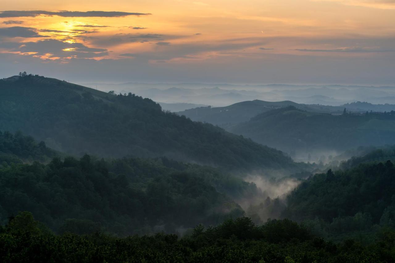Relais Villa D'Amelia Benevello Zewnętrze zdjęcie