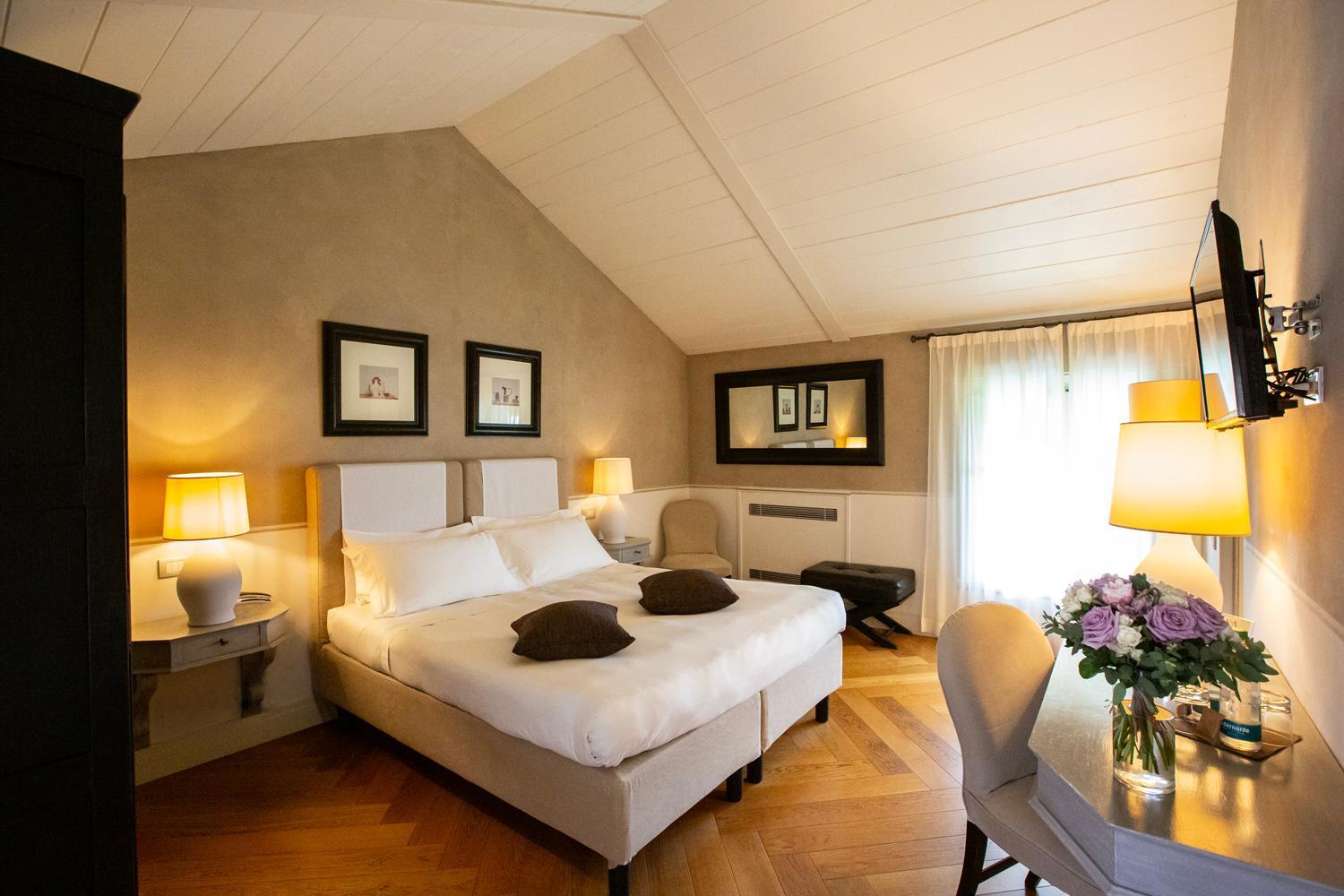 Relais Villa D'Amelia Benevello Zewnętrze zdjęcie